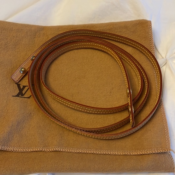 Louis Vuitton Pochette Twin GM M51852 Monogram Canvas Crossbody Bag - Picture 8 of 15